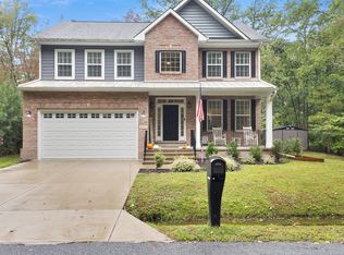 937 Marzoff Rd, Deale, MD 20751