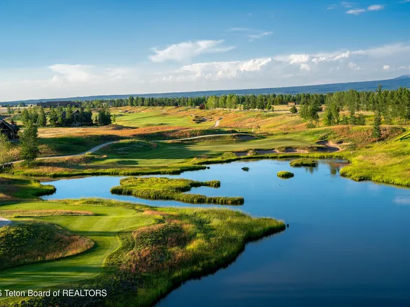 800 Leopard Lily Ct, Driggs, ID 83422