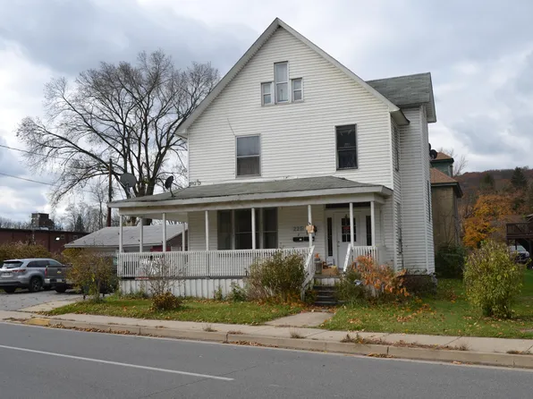 225 S 2nd St, Clearfield, PA 16830