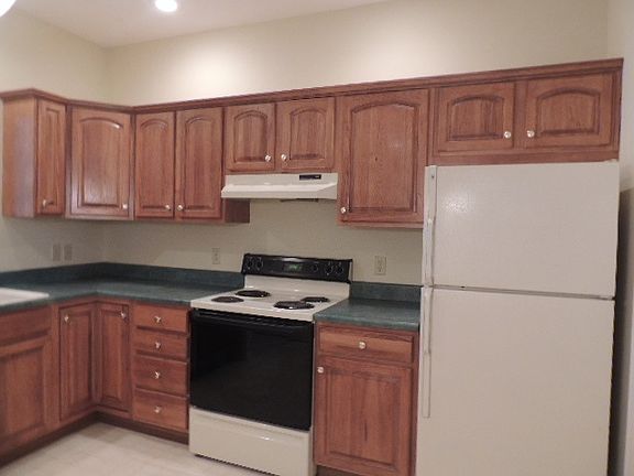 5th image of 1546 Kingston Ct