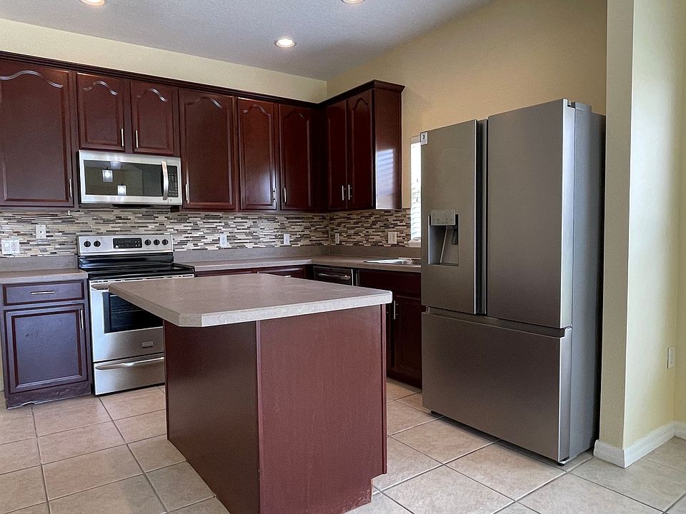 1st image of 3177 Dasha Palm Dr