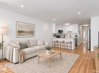 1250 Clay St APT 203, San Francisco, CA 94108