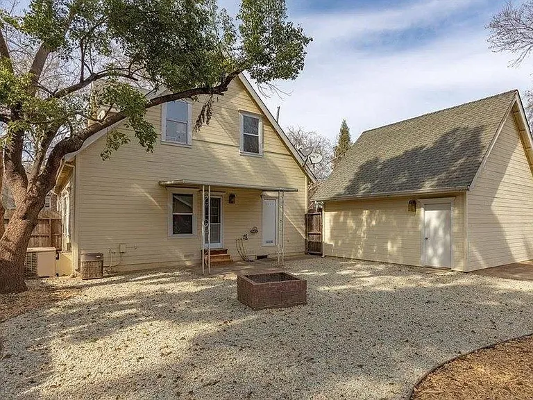 856 Victorian Park Dr — Photo 3