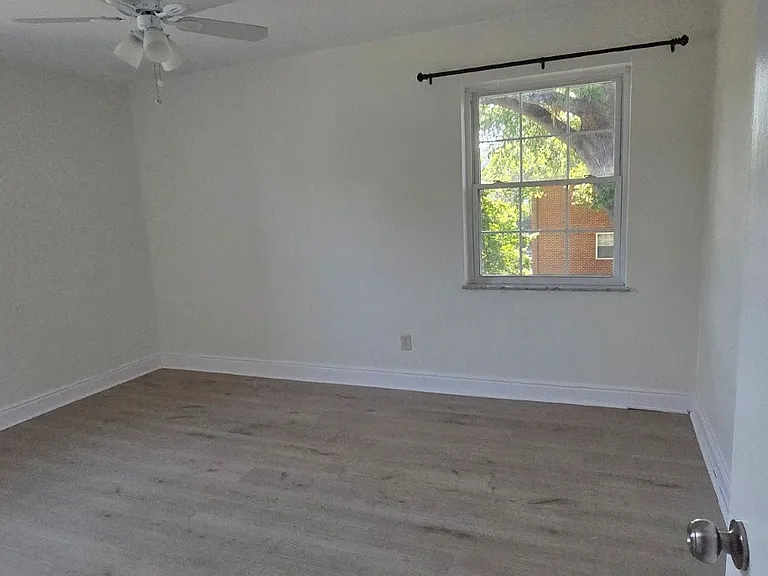 4050 Forest Hill Ave #35 — Photo 12