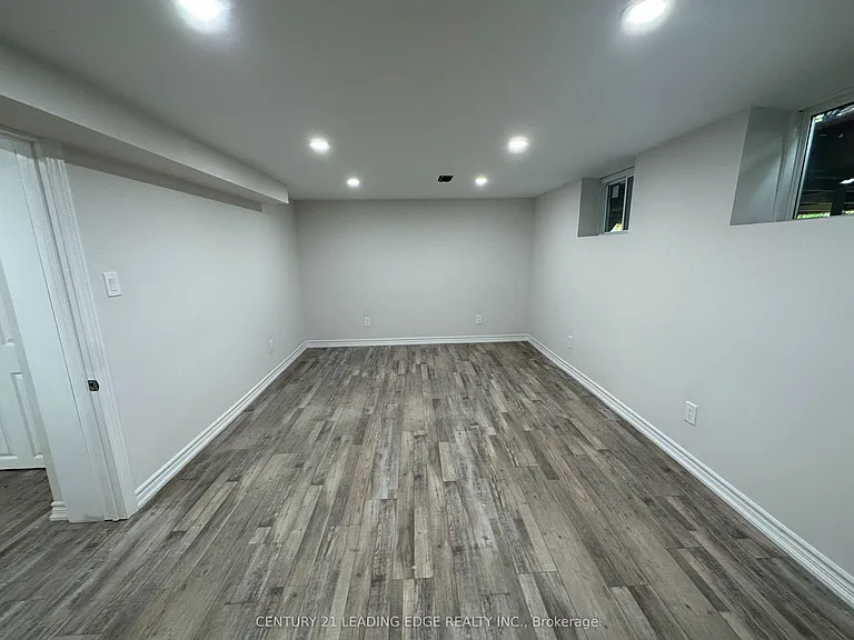 11 White Abbey Park #BASEMENT — Photo 11