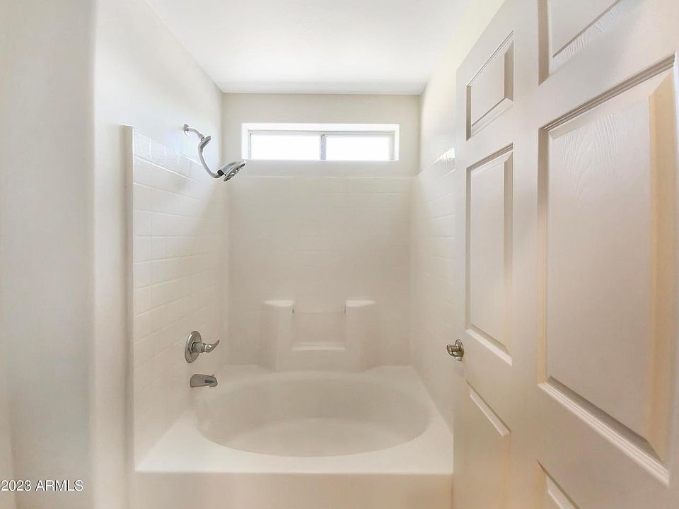 1st image of 43188 W Chisholm Dr