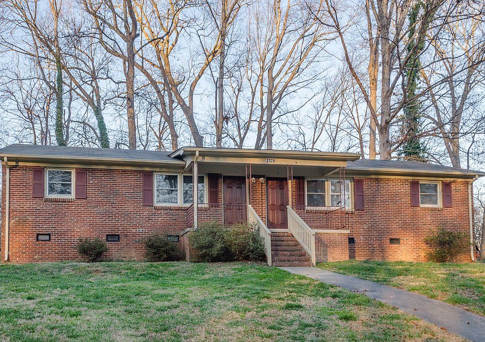 1st image of 2328 Woodbridge Dr #B