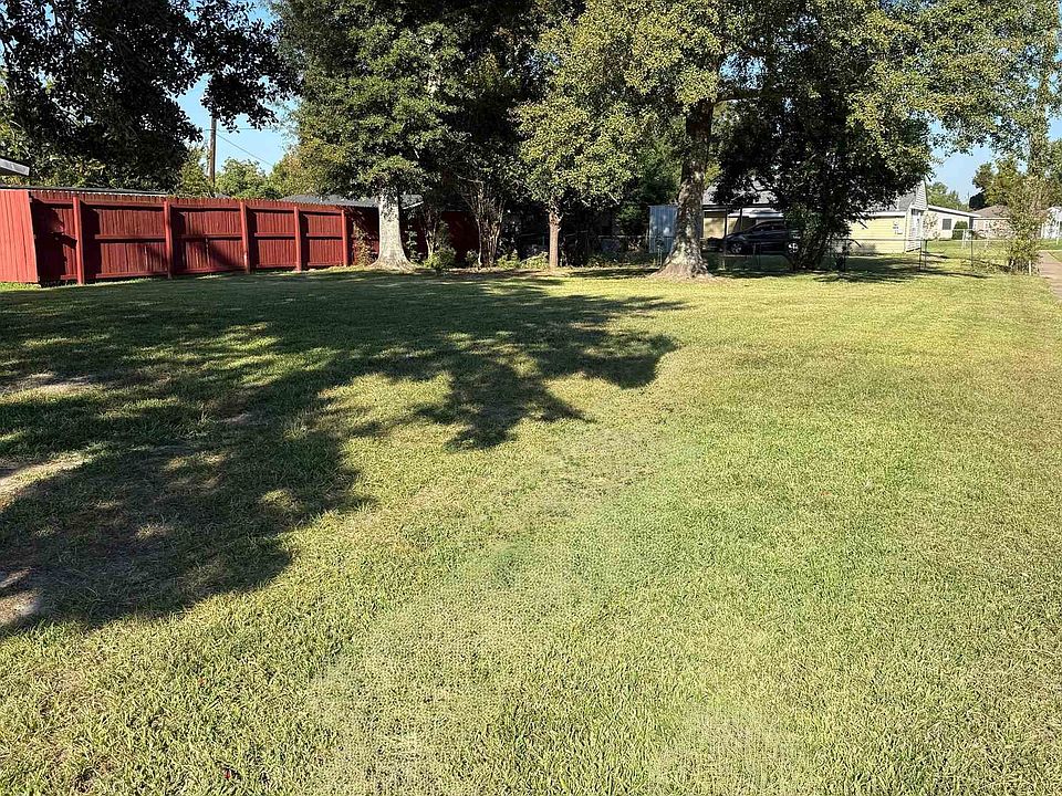 1st image of 3602 Taylor St