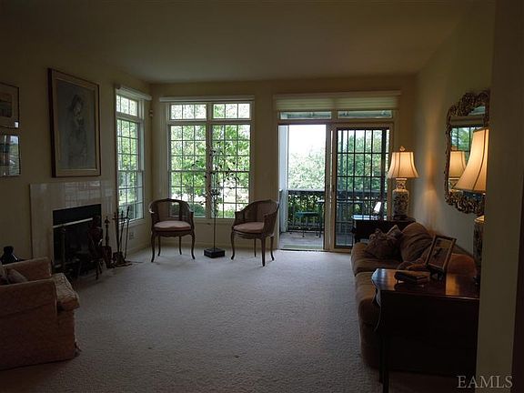 4th image of 74 Doral Greens Dr W