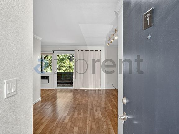 4th image of 355 Masters Ct APT 1