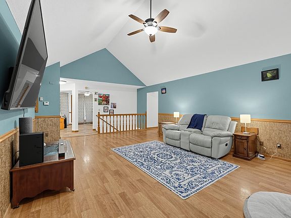 4th image of 1869 Tivoli Ct