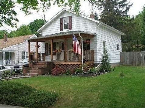 1st image of 28 Highland Ave