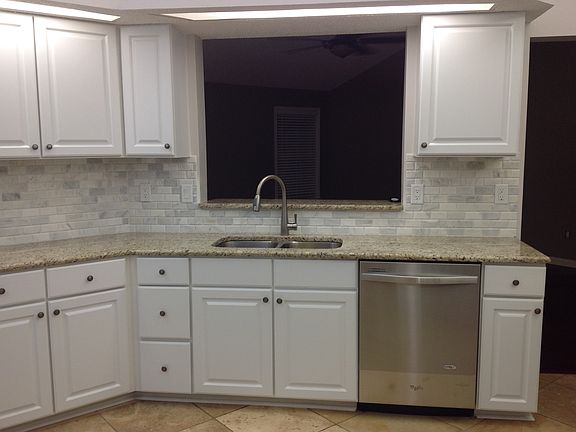 3rd image of 4498 Cobblefield Cir W