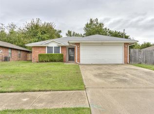 725 Peppertree Ct, Norman, OK 73071