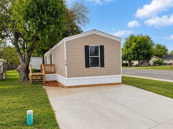 2210 E North St Trailer 22A, Victoria, TX 77901 – 3-bedroom rental in Victoria