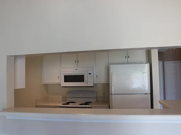 120 N Springview Dr — Photo 10