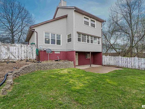 2nd image of 4225 Aspen Hills Dr