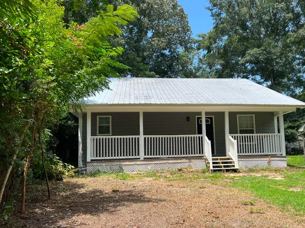 709 Pine St, Purvis, MS 39475
