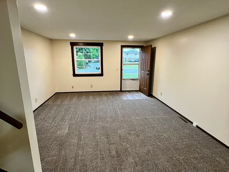 351 Harding Ave NW #1 — Photo 14