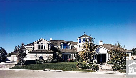 4th image of 11 Troon Dr