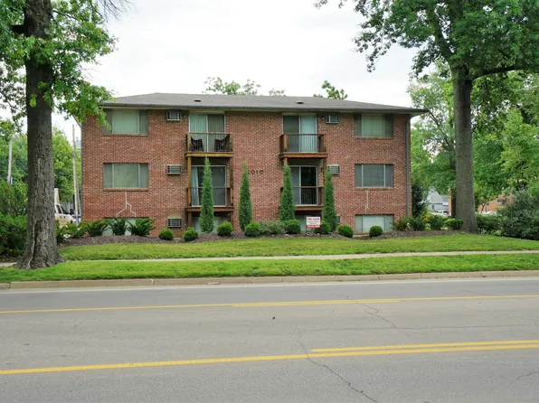 1010 N Manhattan Ave #A, Manhattan, KS 66502