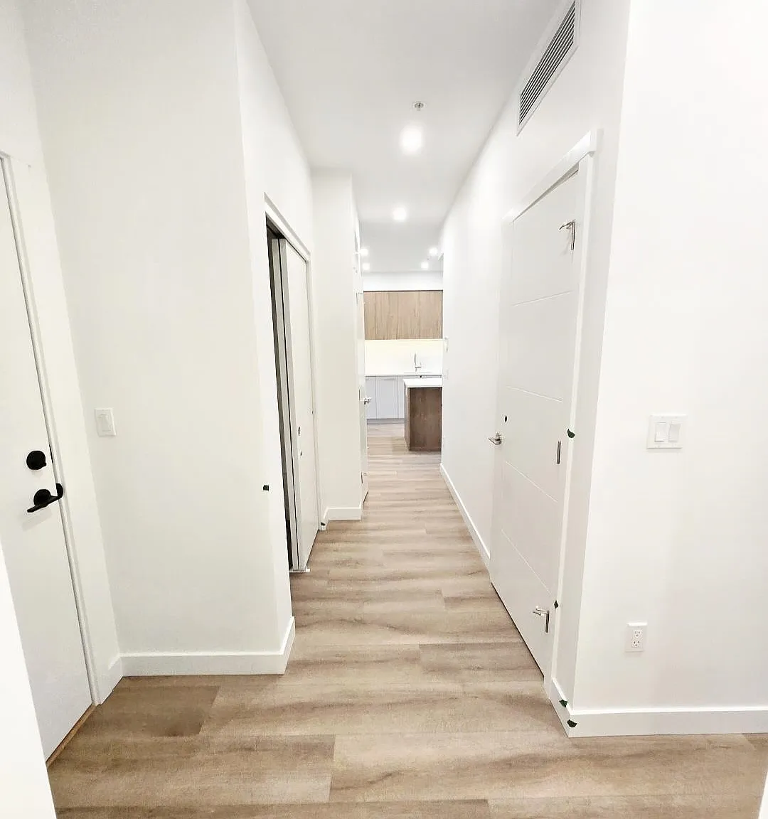 2 bed, 860 sqft, $2,850 — Photo 4