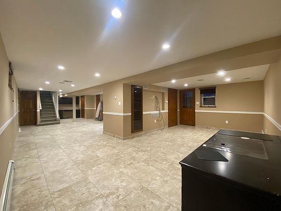 5th image of 719 154th St Floor 1