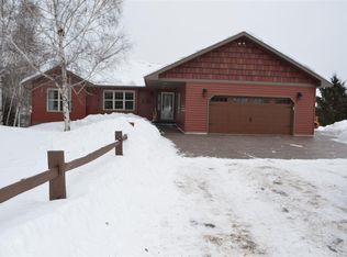 1156 Alcohol Rd, Wrenshall, MN 55797