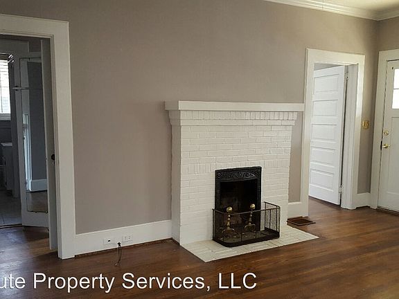 5th image of 121 Cureton St