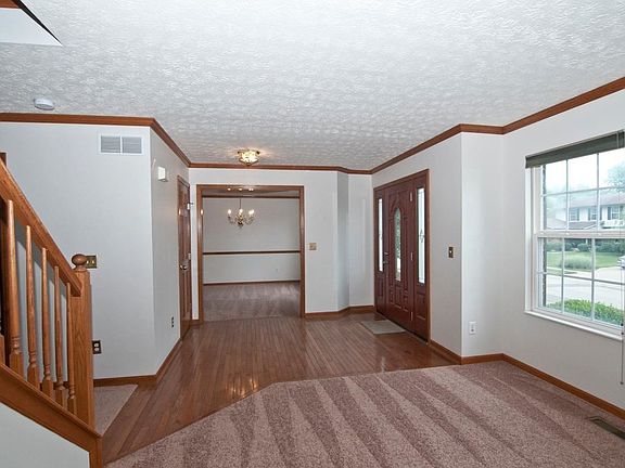 4th image of 2968 Orchardpark Dr