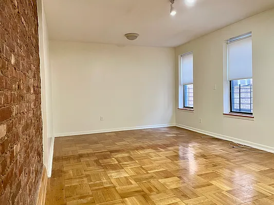 Rented by Crosstown Apartments NYC | media 2