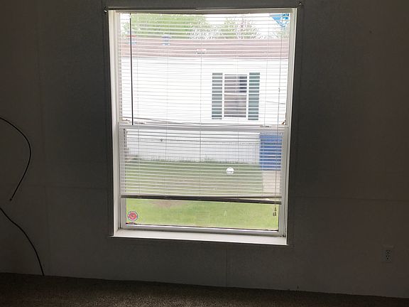 5th image of 615 S Catfish Ct