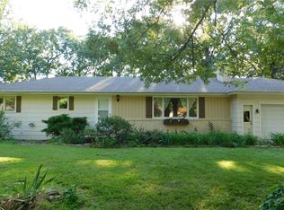 22839 Pioneer Dr, Lebanon, MO 65536