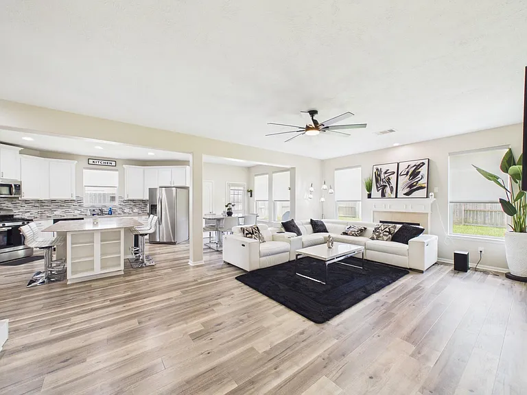 9426 Russeff Field Ln — Photo 13