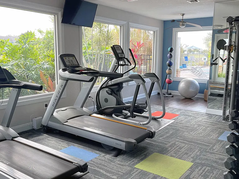 Fuel your fitness journey at our state-of-the-art fitness center, a bright and breezy space packed with everything you need to sweat it out in style.