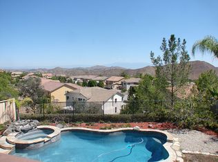 31920 Manzanita Ln, Lake Elsinore, CA 92532