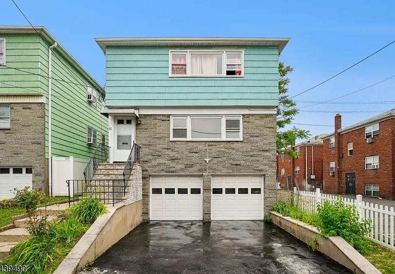 51 Tremont Ter — Photo 3