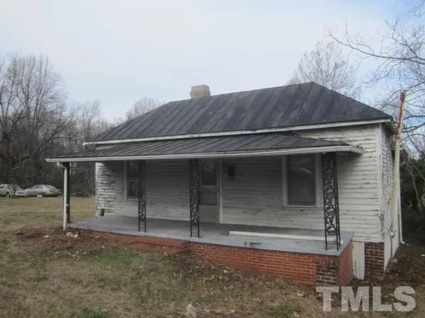 106 Johnson St, Roxboro, NC 27573