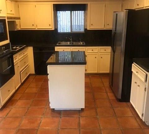 5th image of 3743 Rocky Woods Dr