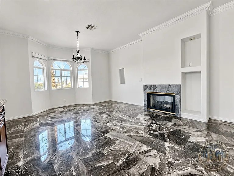 764 Benedict Dr — Photo 9