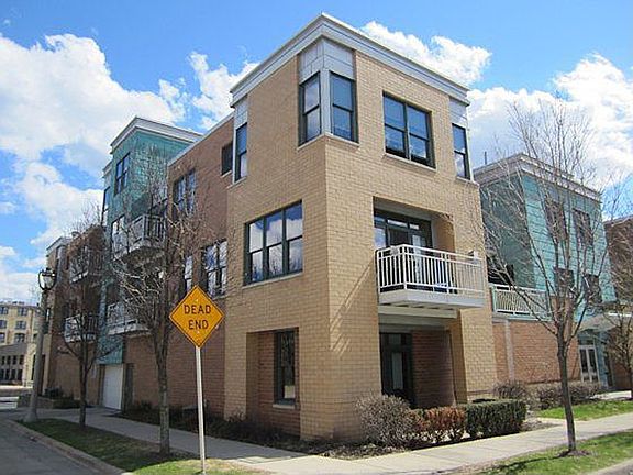 2nd image of 1820 N Cape St APT 18