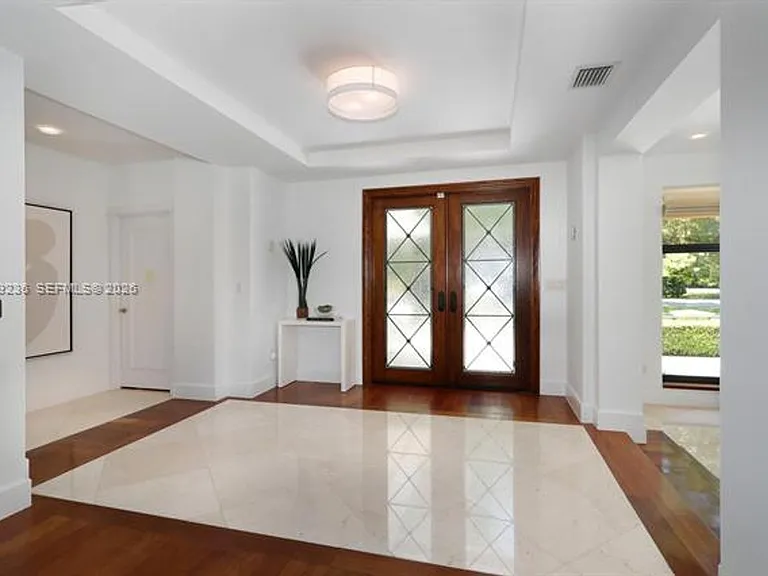 3425 Alhambra Cir — Photo 6