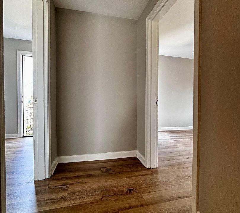 1st image of 231 E Xenia Dr #D