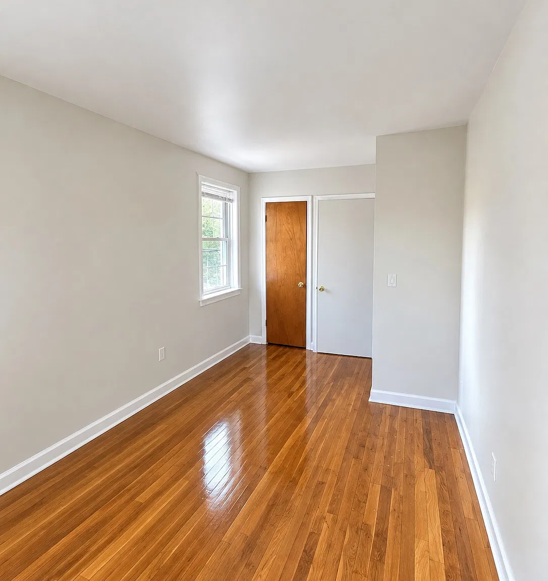 160-05 46th Ave — Photo 1