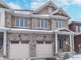 182 Durham Ave, Barrie, ON L9J0L5