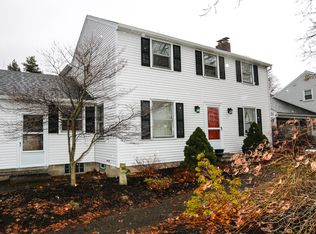 80 Eastgate Dr, Rochester, NY 14617