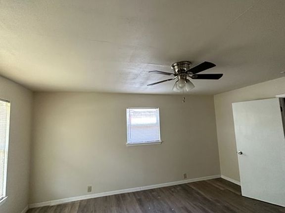 5th image of 1134 S San Jose Dr