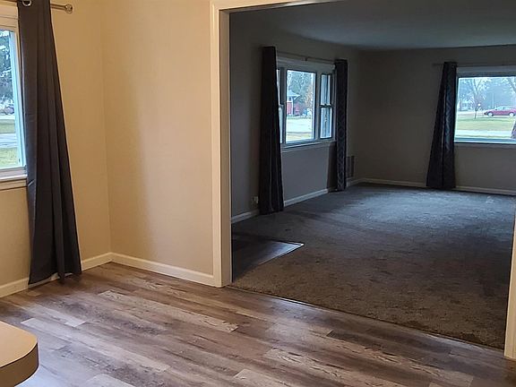 2nd image of 2223 Linda Ave