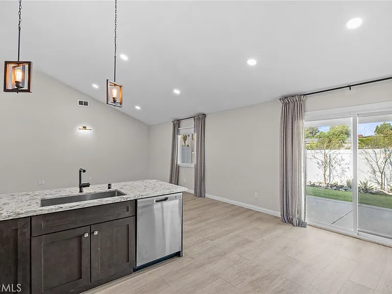 12628 Excelsior St — Photo 17