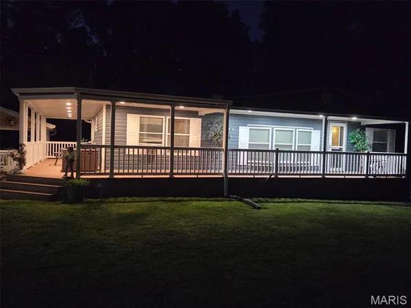 157 Westlake Trl, Litchfield, IL 62056